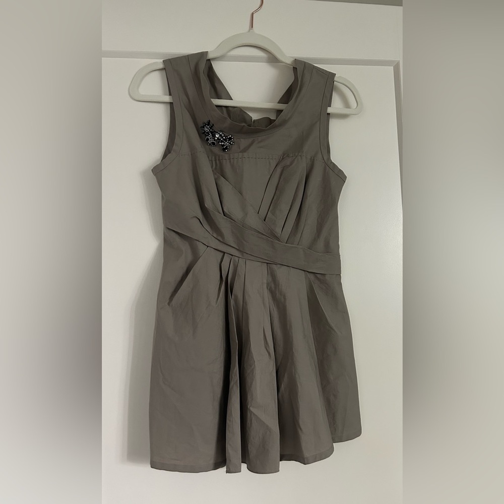 Vera Wang light Brown Top